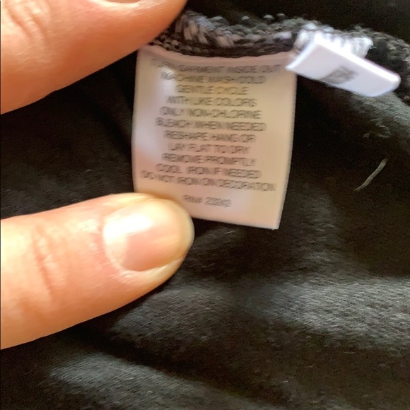 NY & Co Black Beaded Tank - Picture 4 of 4